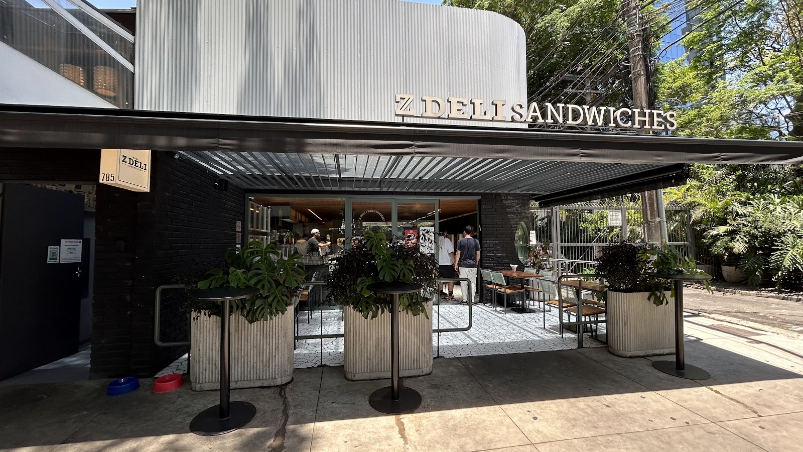Z Deli Sandwich Shop - foto principal