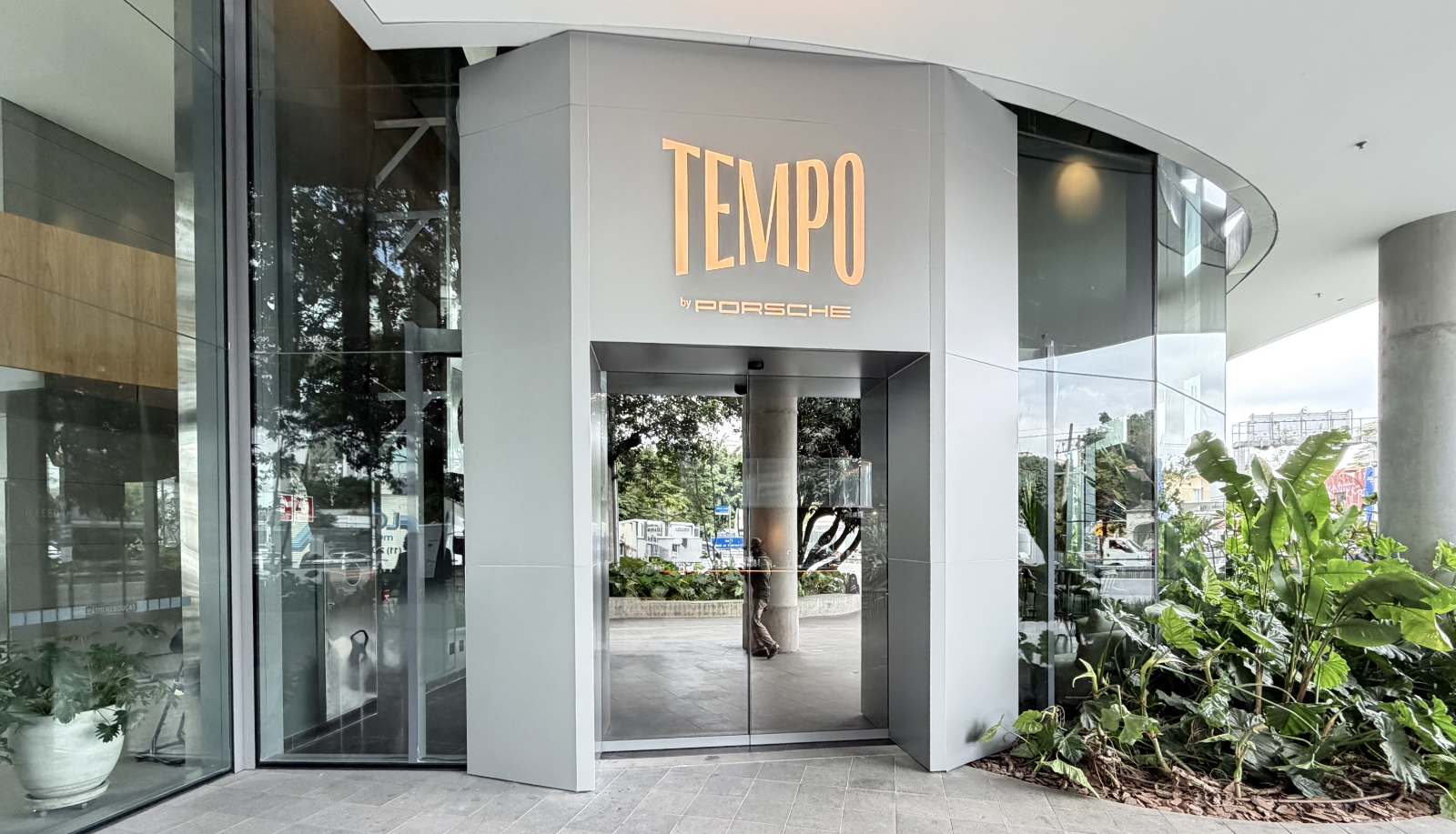 TEMPO by Porsche - foto principal
