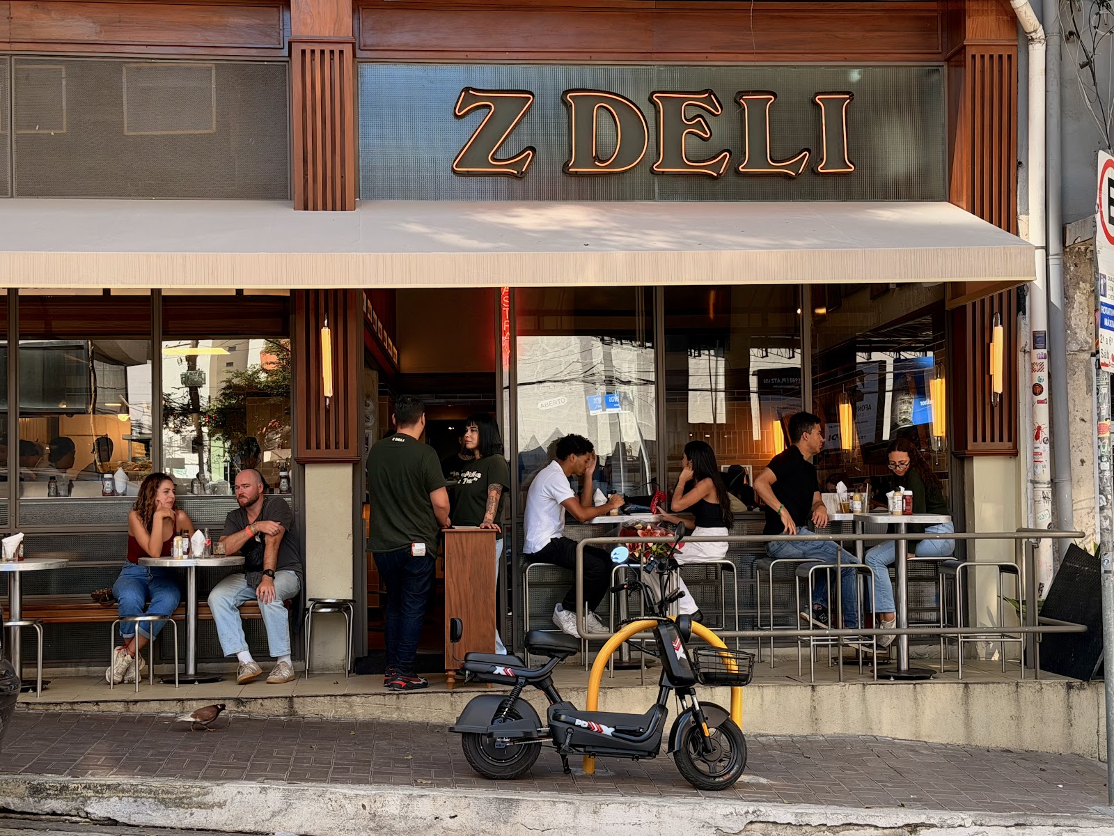 Z Deli Restaurante & Delicatessen - foto principal