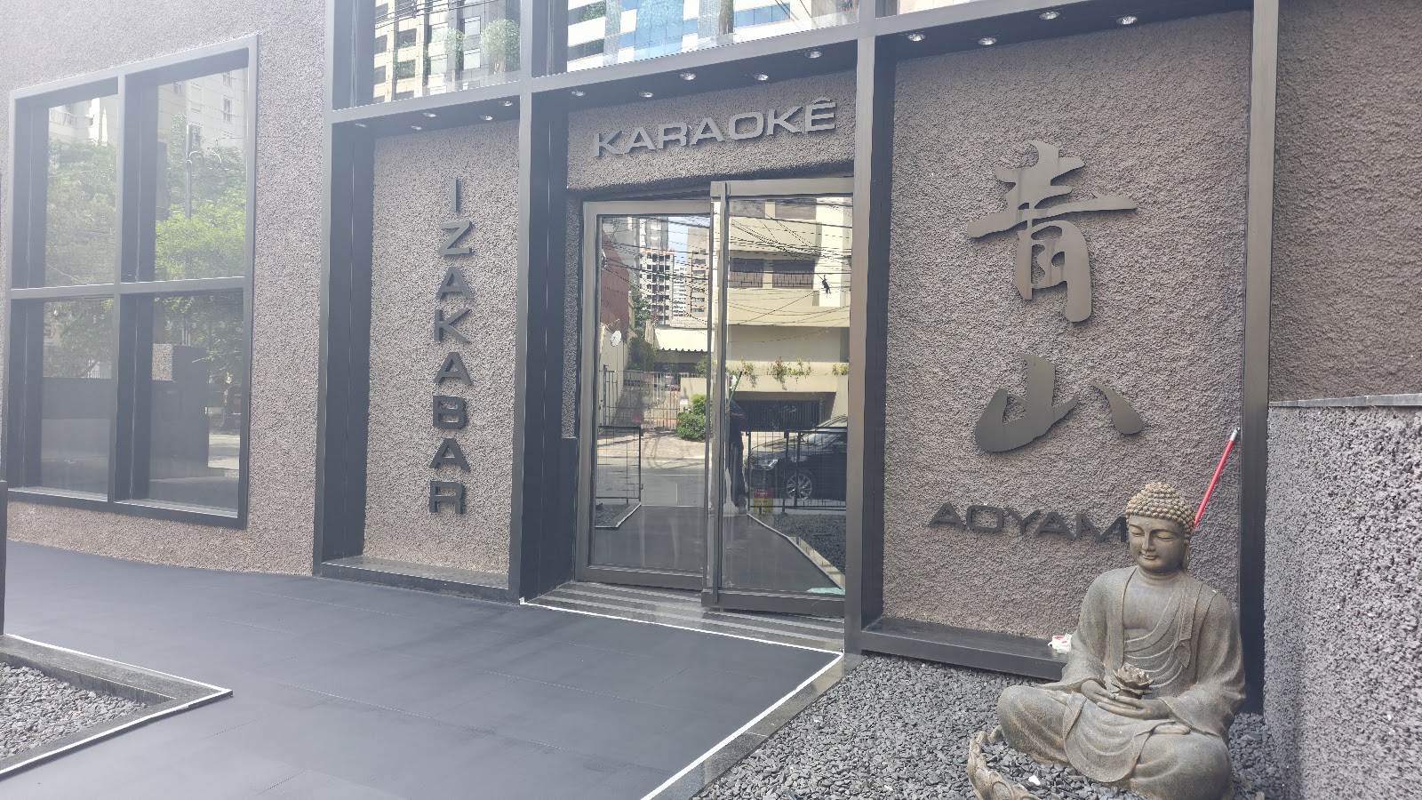 Izakabar Bar Aoyama
