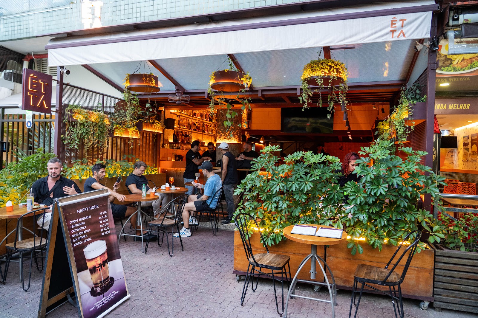 Etta Bar