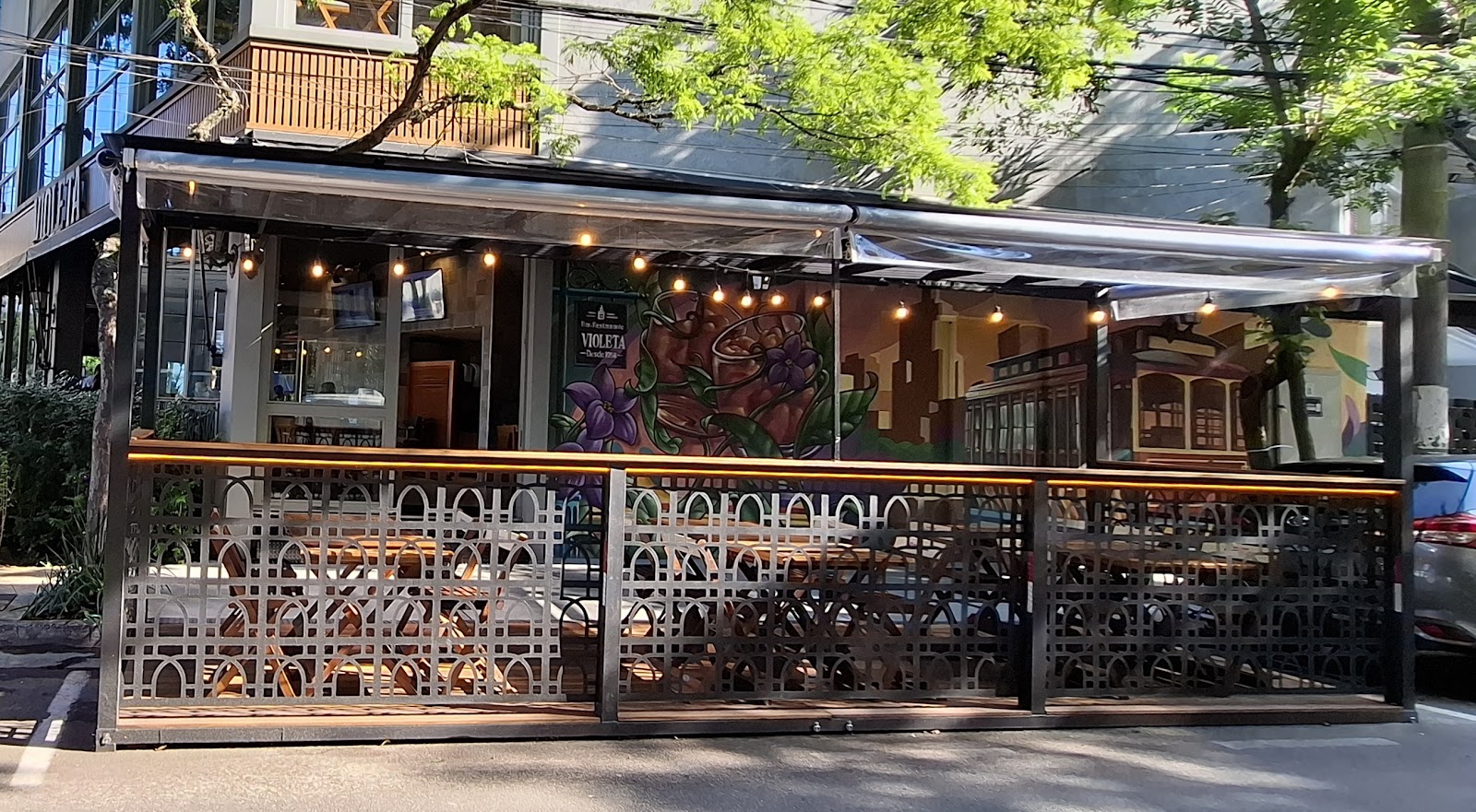 Violeta Bar e Restaurante - Pinheiros