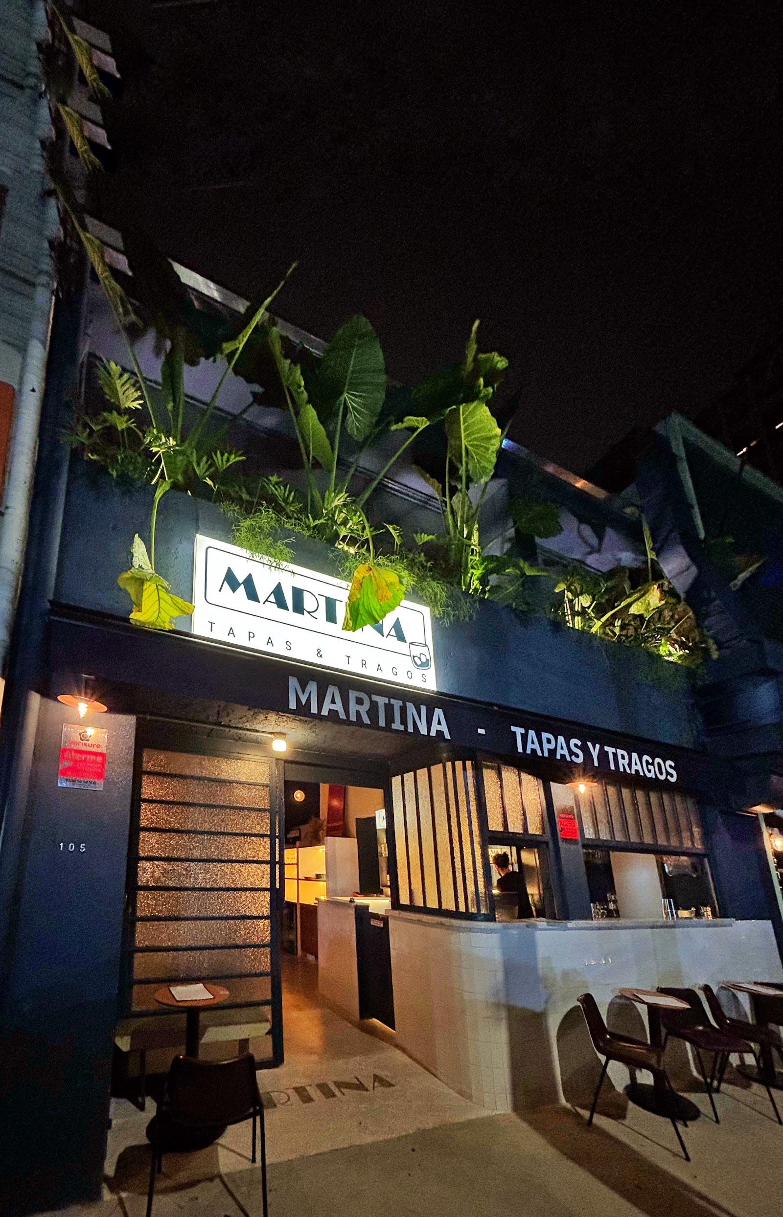 Martina Bar