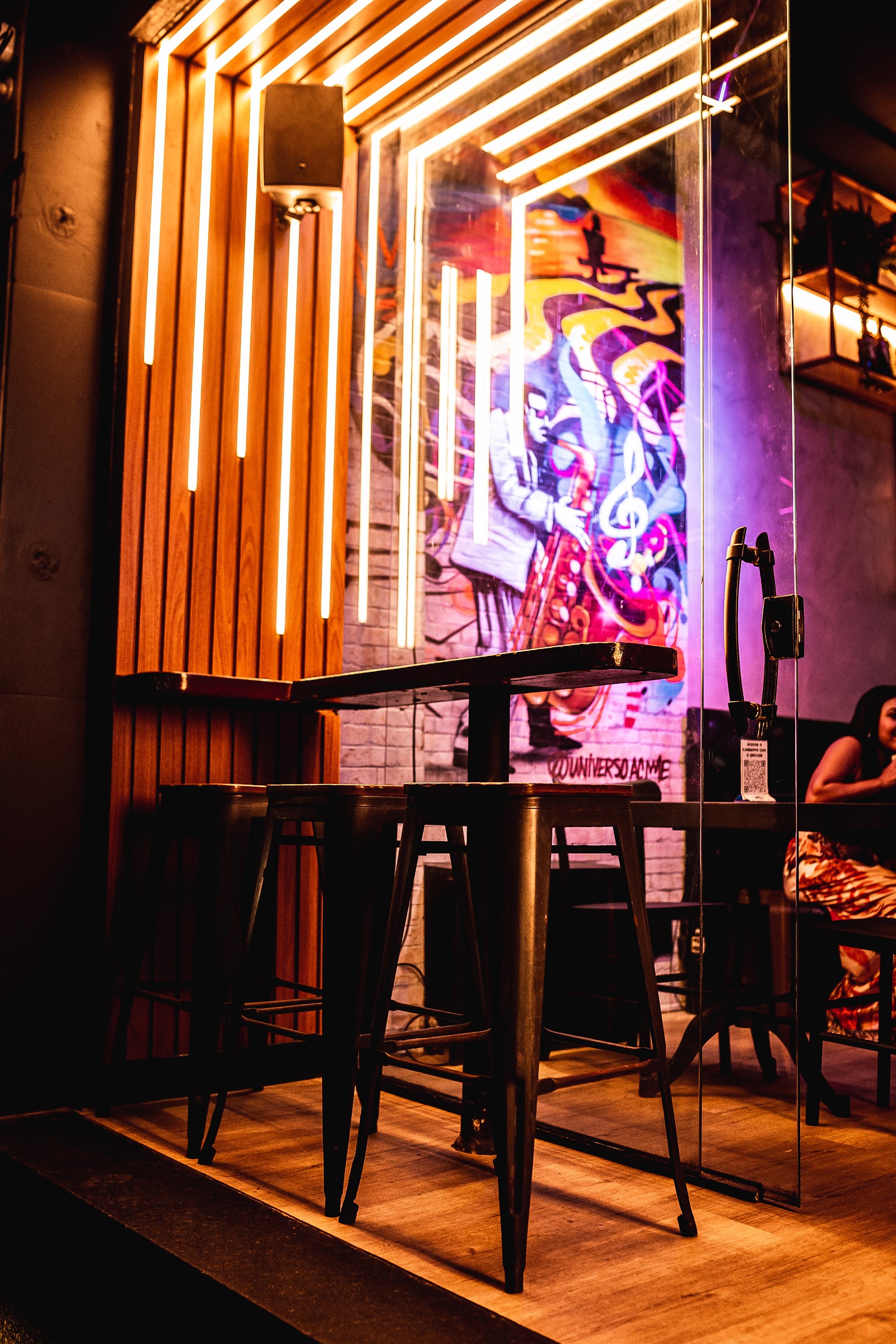 Baixo Copa Pub