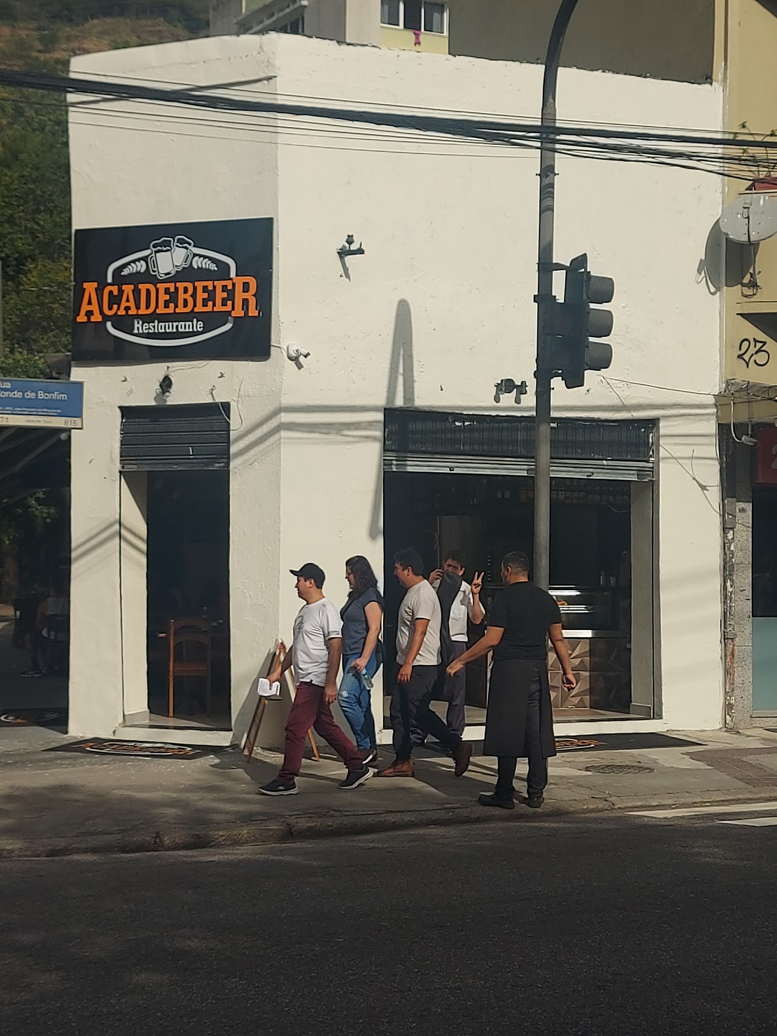 Acadebeer